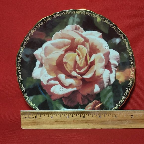 Bradford Exchange Crystal Petals Dazzling Dewdrops Michael Gerry Decorative Plat - Picture 8 of 9